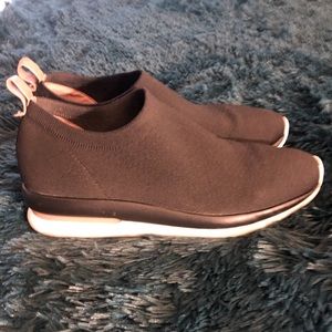 Kenneth Cole Sneakers